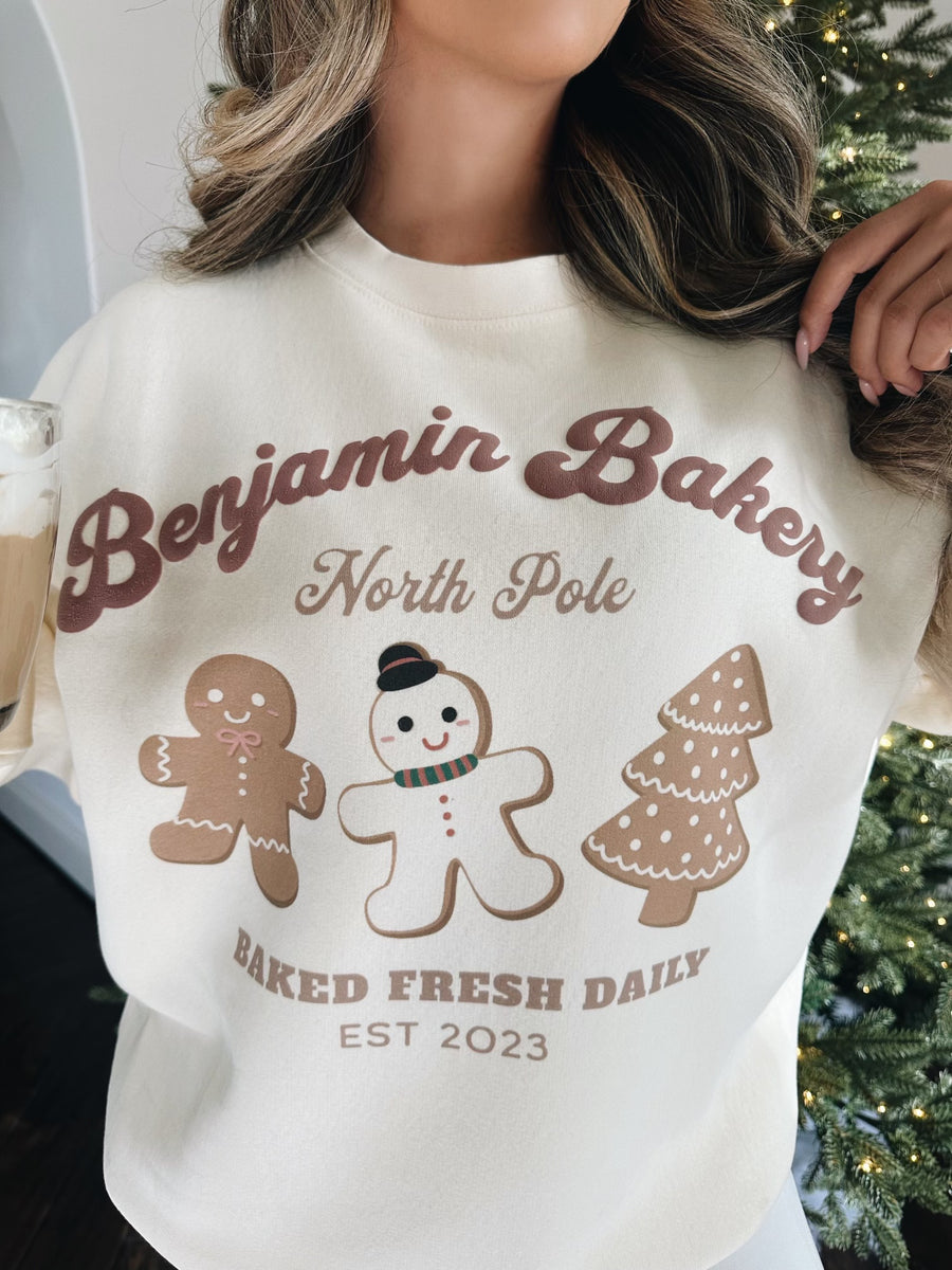 BENJAMIN BAKERY CREWNECK - OFF WHITE