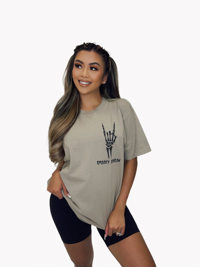 SPOOKY SEASON (NON GLOW) TSHIRT - OATMEAL