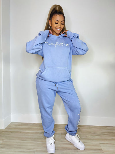 MANIFEST IT HOODIE - BABY BLUE